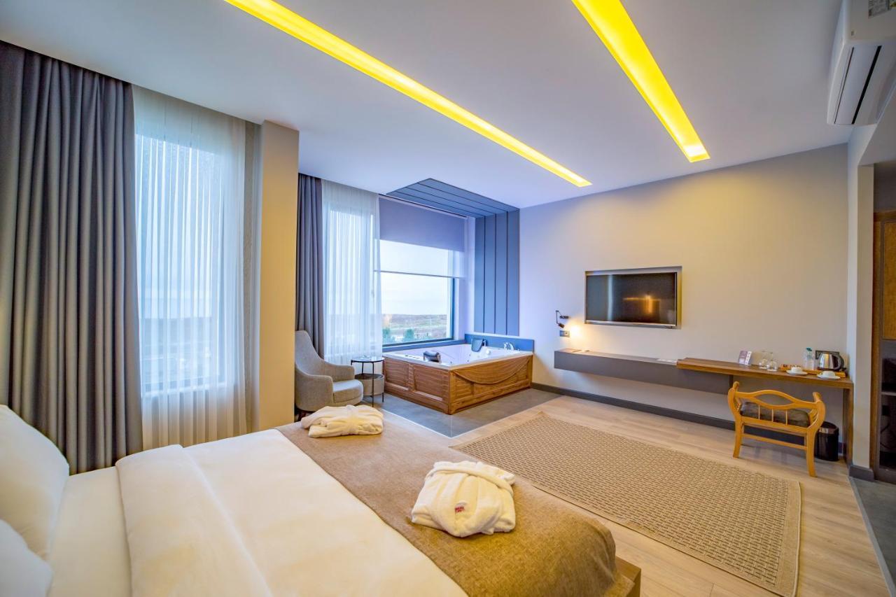 (1300 m²), pokoje: 4, vlastní koupelny: 1, destinace: Trabzon Centrum města Exteriér fotografie