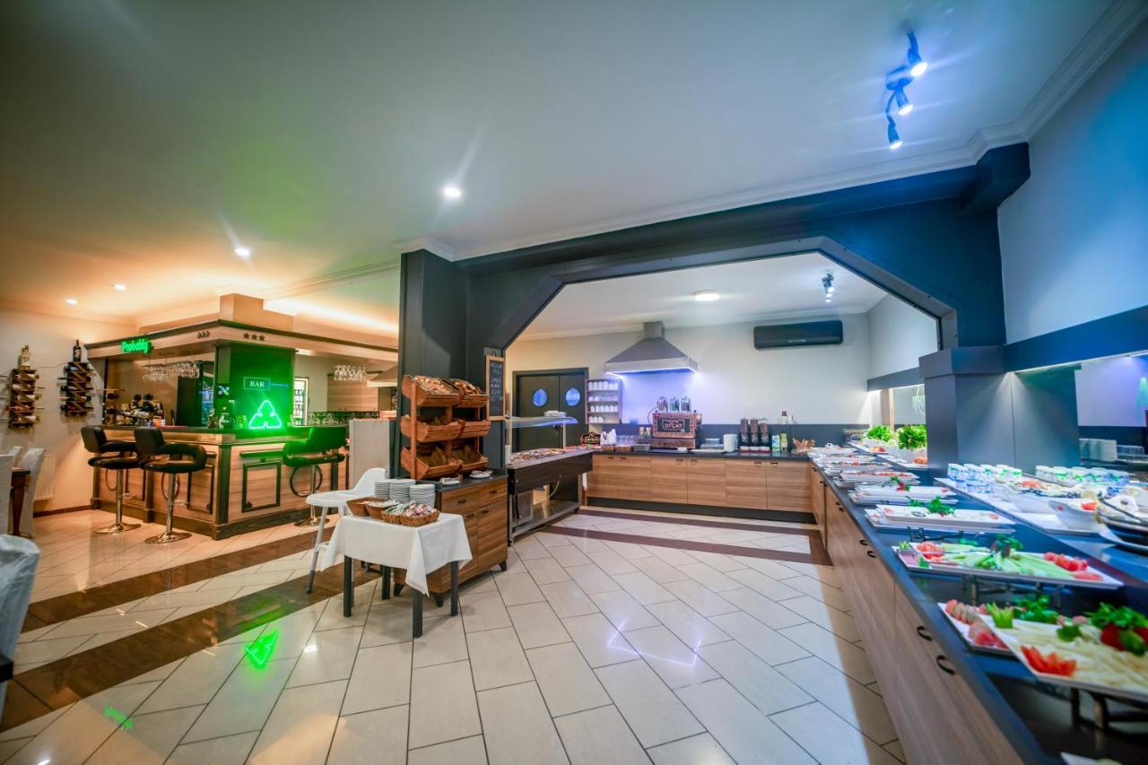(1300 m²), pokoje: 4, vlastní koupelny: 1, destinace: Trabzon Centrum města Exteriér fotografie