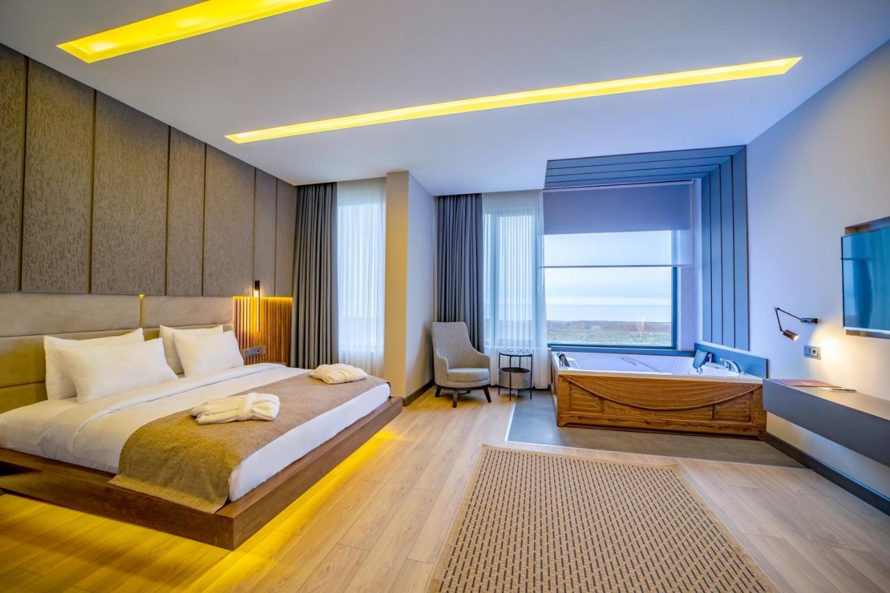 (1300 m²), pokoje: 4, vlastní koupelny: 1, destinace: Trabzon Centrum města Exteriér fotografie