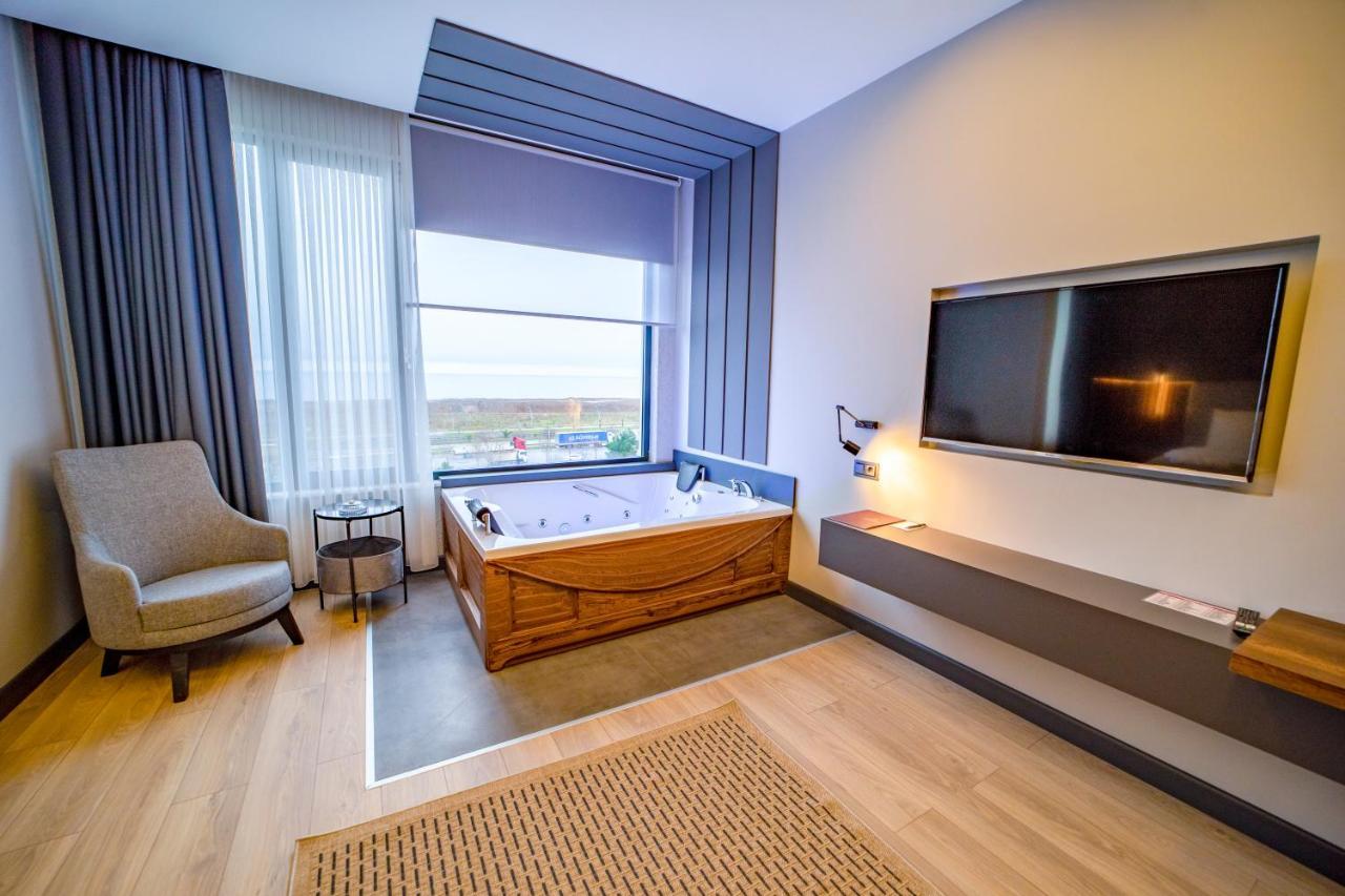 (1300 m²), pokoje: 4, vlastní koupelny: 1, destinace: Trabzon Centrum města Exteriér fotografie